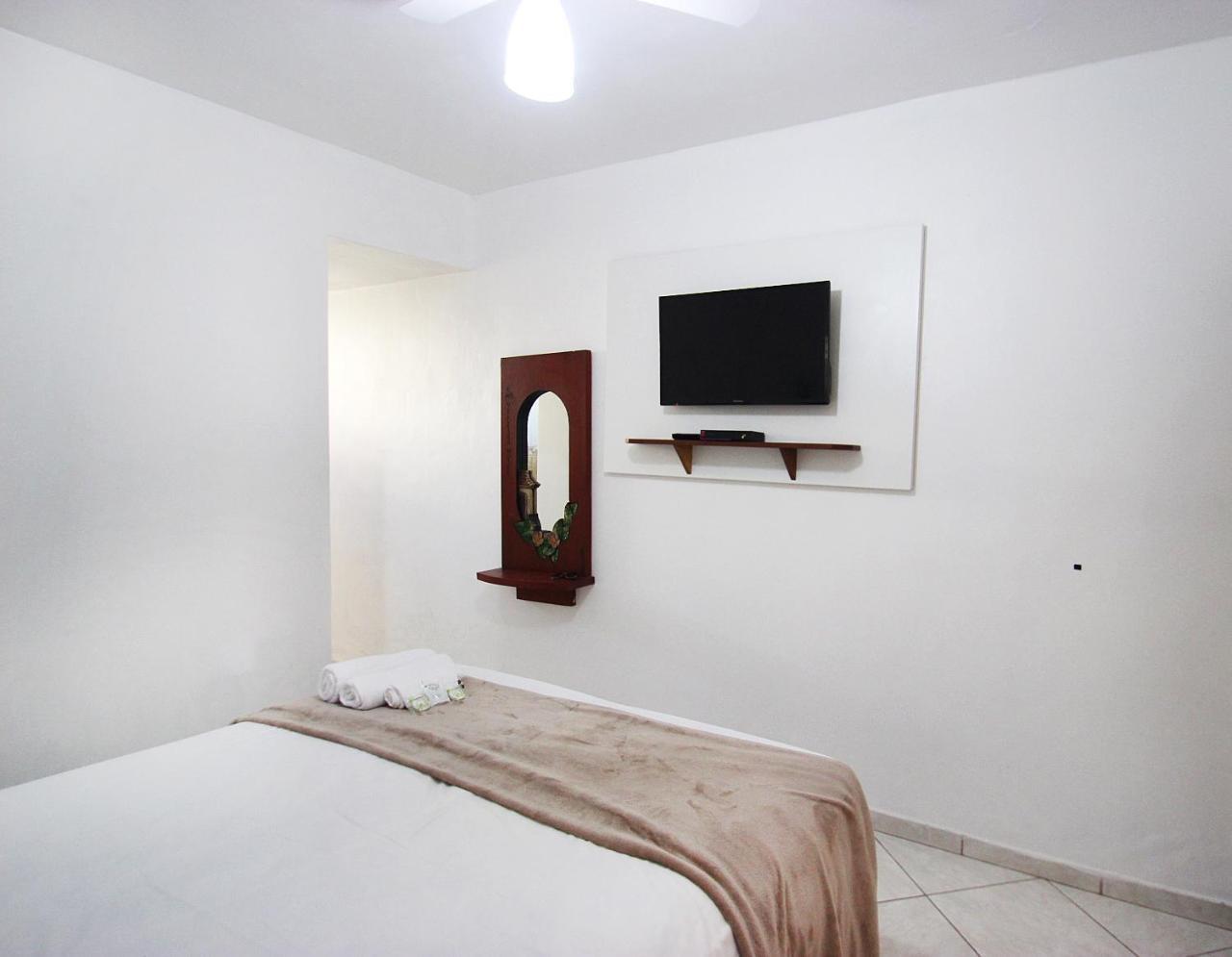 Hotel Velejador,Ha 5 Minutos Do Centro Historico Araquari Eksteriør billede